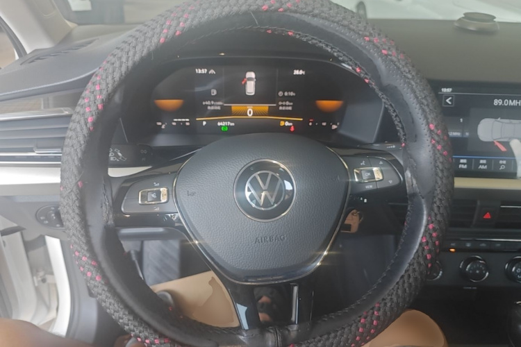Volkswagen Lavida 2021 car image #11
