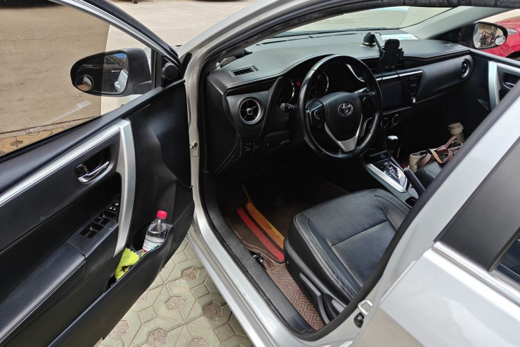 Toyota Corolla 2018 #9 Toyota Corolla 2018 car image #9