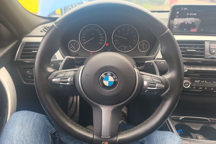 BMW 3 Series 2017 #12 BMW 3 Series 2017 car image #12