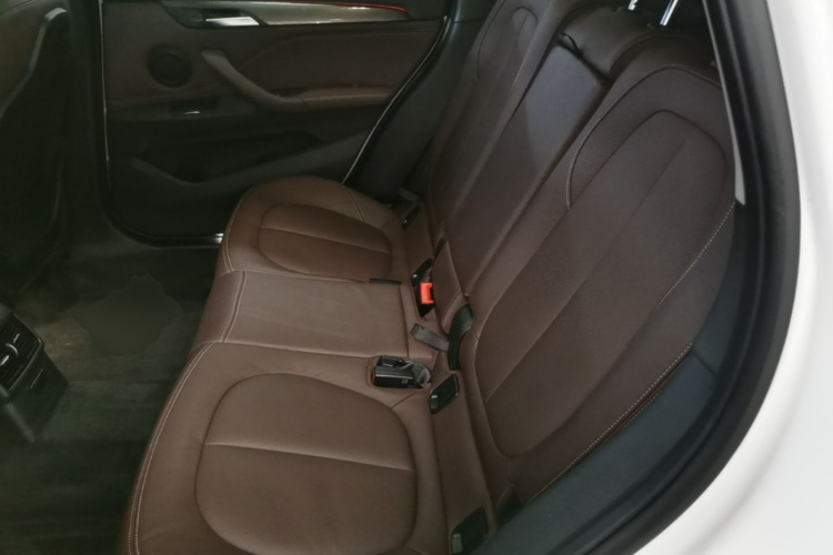 BMW X1 2019 car image #17