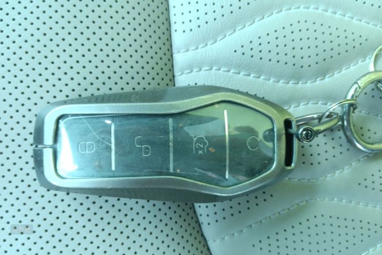BYD Han 2024 #10 BYD Han 2024 car image #10