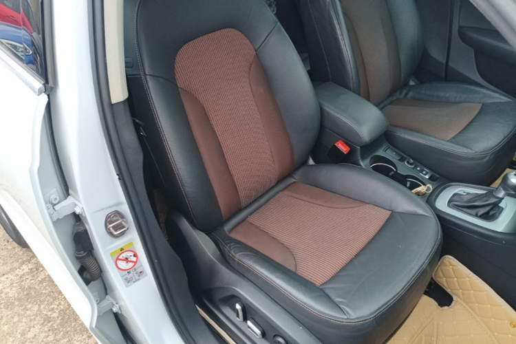 Audi Q3 2019 #24 Audi Q3 2019 car image #24