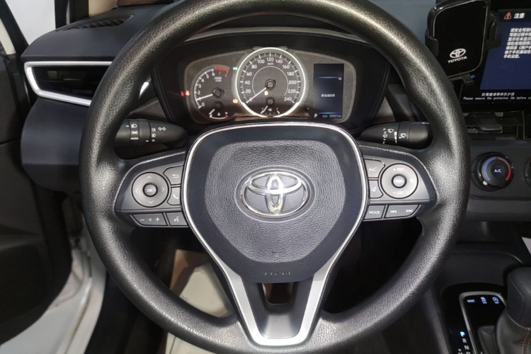 Toyota Corolla 2024 car image #11