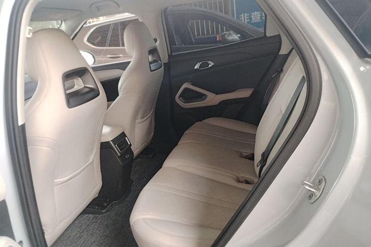 BYD YuanUP 2025 #17 BYD YuanUP 2025 car image #17