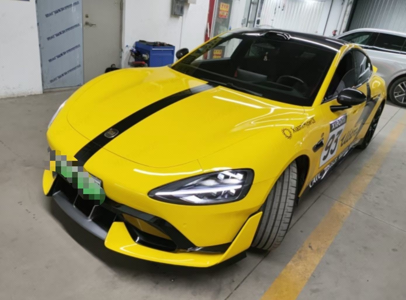 MI SU7 Ultra 2025 MI SU7 Ultra 2025 car image