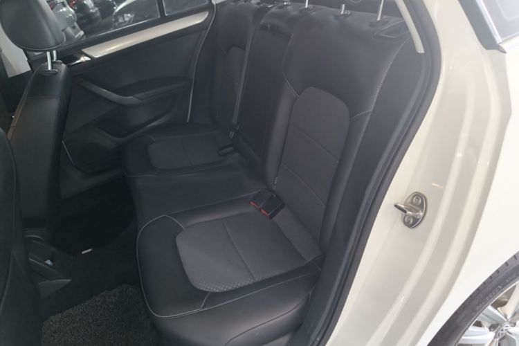 Volkswagen Santana 2016 #13 Volkswagen Santana 2016 car image #13
