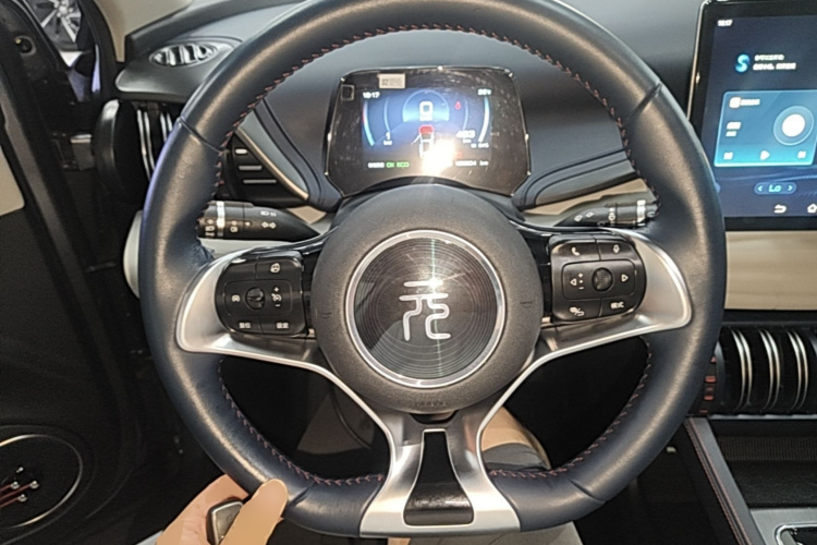 BYD Yuan Plus 2022 immagine di auto #19