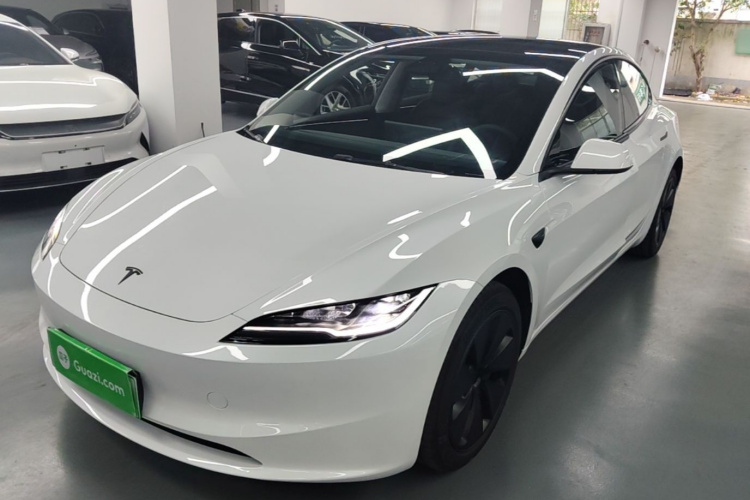 Tesla Model 3 2026 #2 Tesla Model 3 2026 car image #2