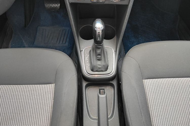 Volkswagen Polo 2018 #14 Volkswagen Polo 2018 car image #14
