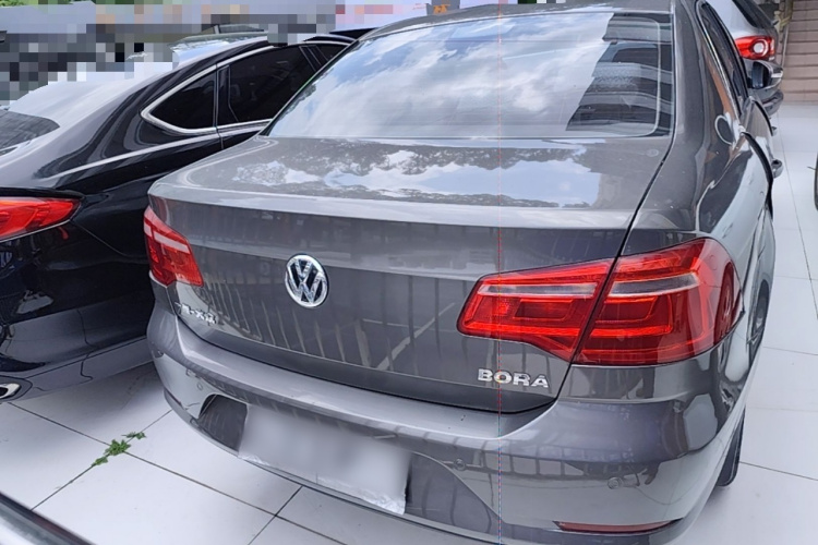 Volkswagen Bora 2014 immagine di auto #6