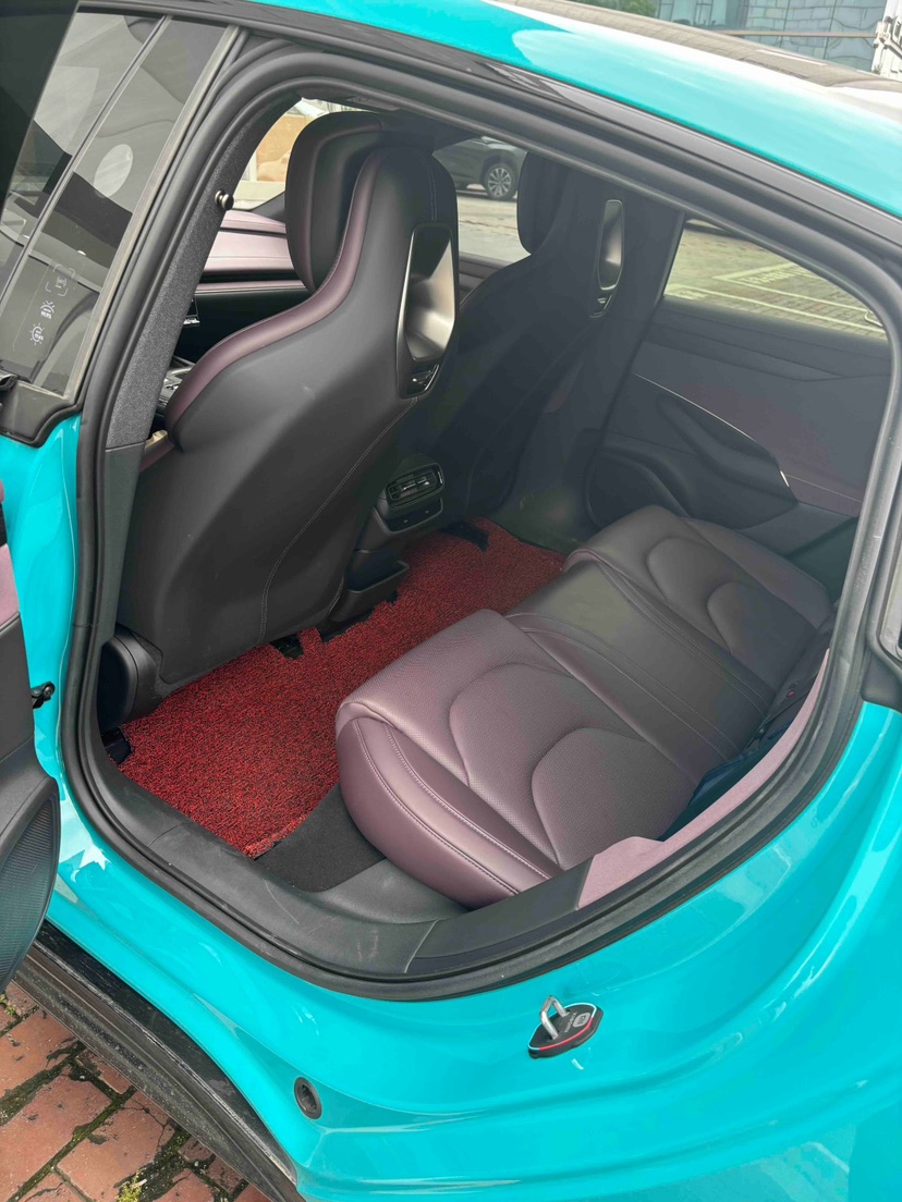 MI SU7 2025 car image #4
