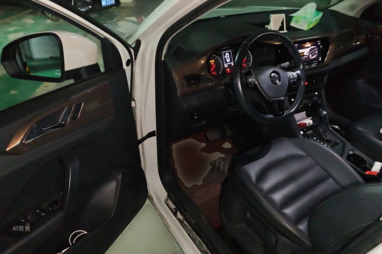 Volkswagen Tharu 2019 car image #18