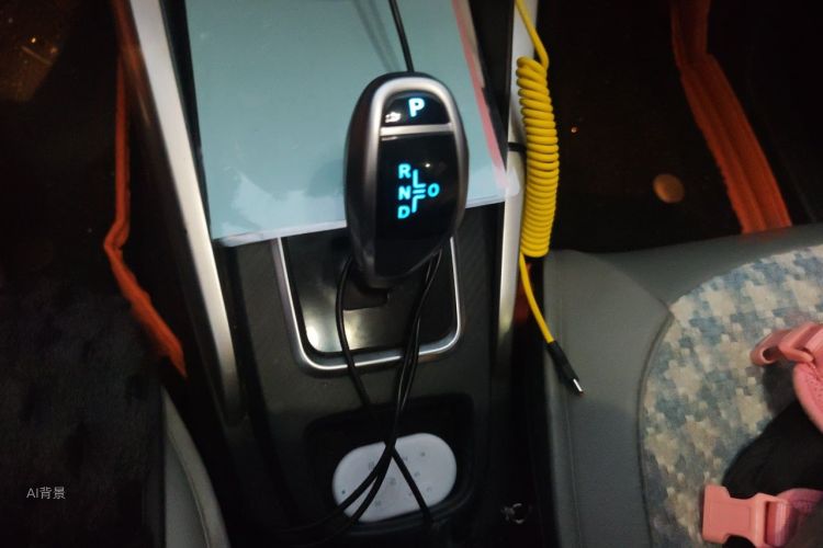 BYD Yuan New Energy 2019 #16 BYD Yuan New Energy 2019 car image #16