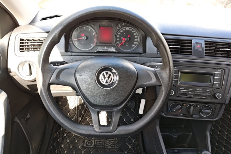 Volkswagen Santana 2019 car image #11