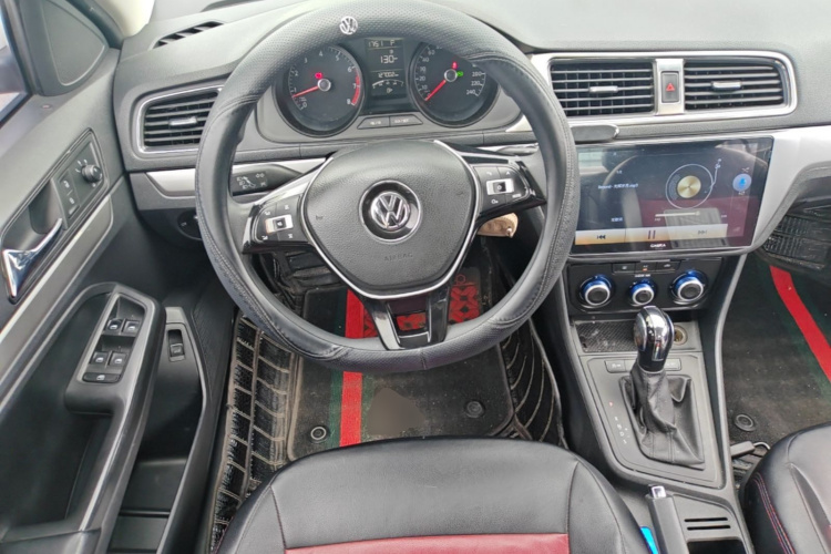 Volkswagen Lavida 2017 car image #12