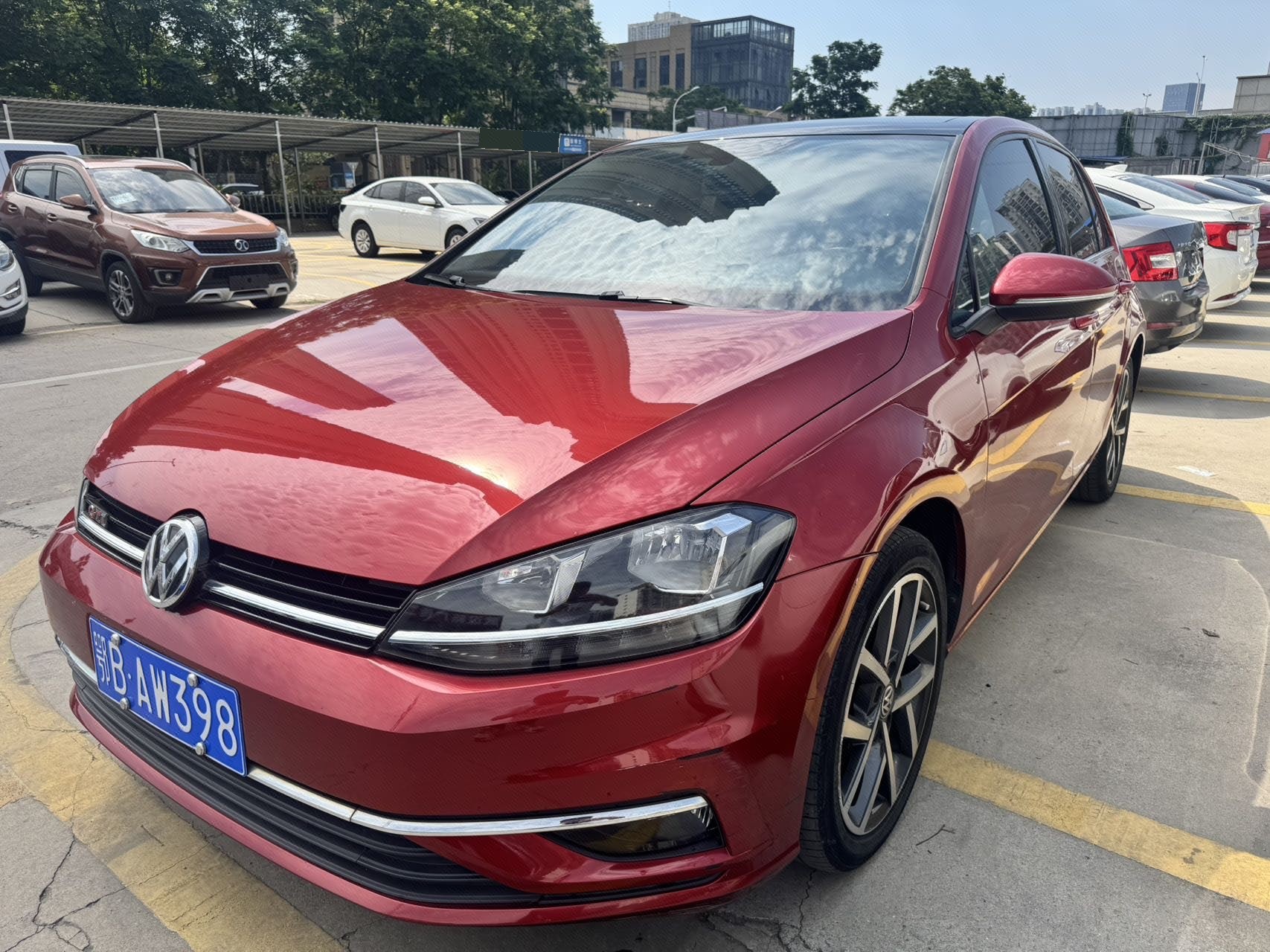 2020 immagine di auto 