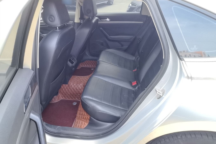 Volkswagen Lavida 2021 car image #17