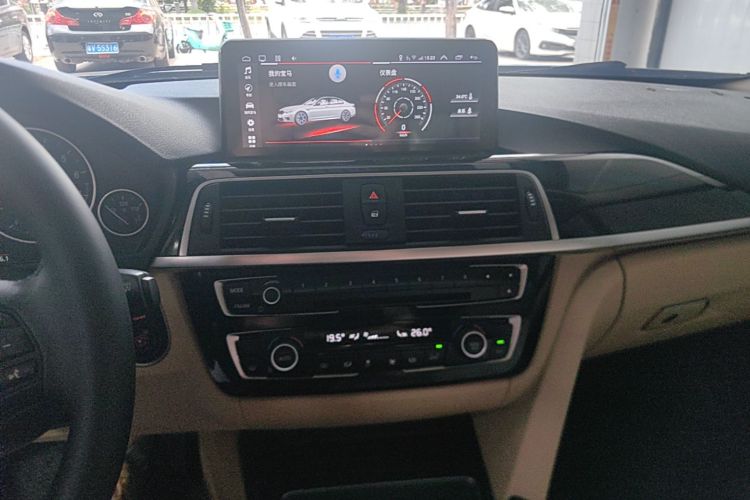 BMW 3 Series 2017 image de voiture #13