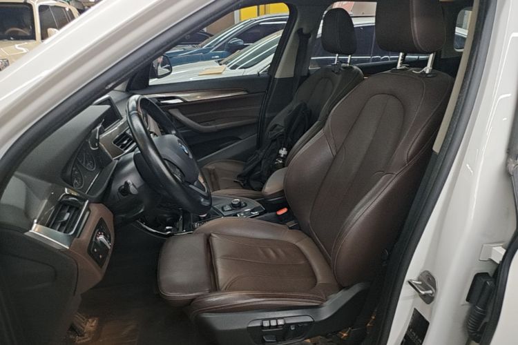 BMW X1 2018 #15 BMW X1 2018 car image #15