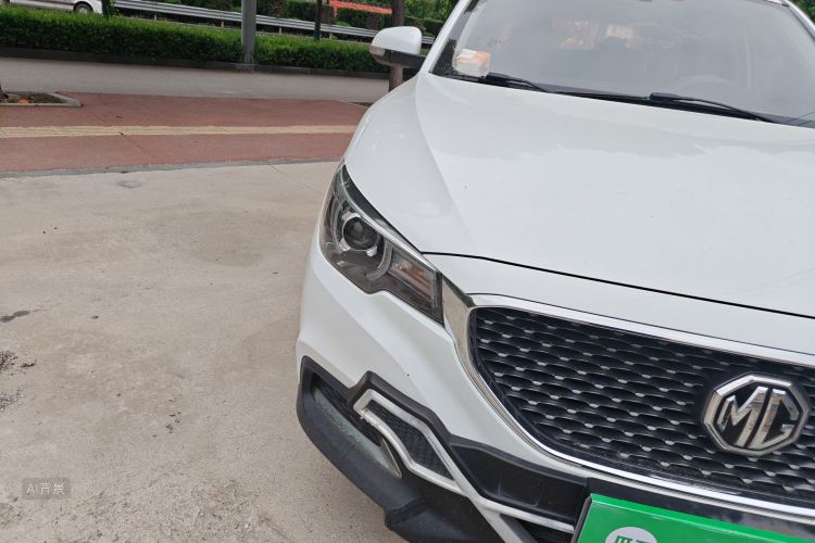 MG ZS 2017 #8 MG ZS 2017 car image #8