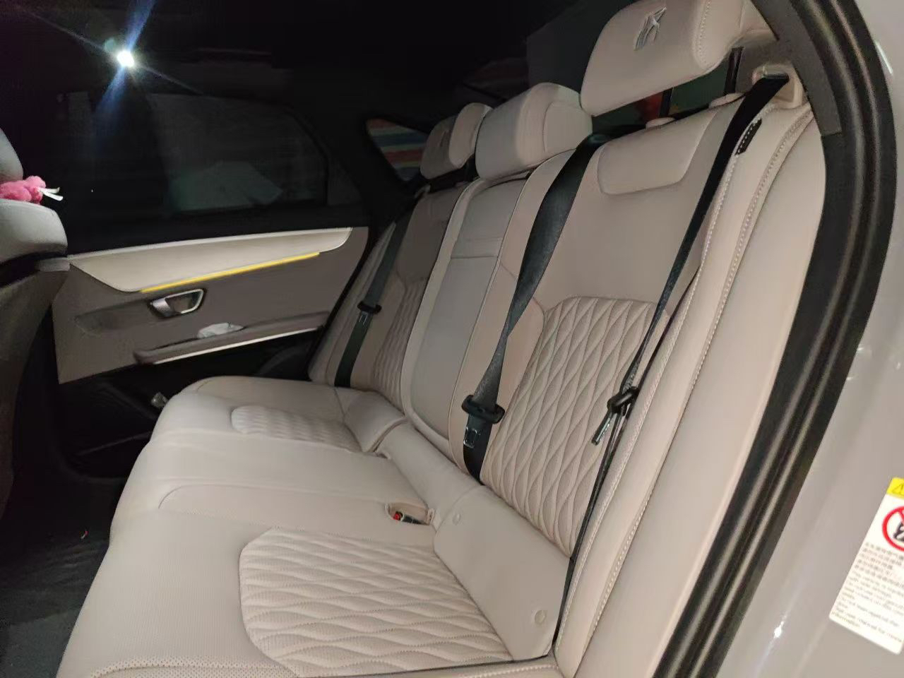 BYD Han 2025 image de voiture #6