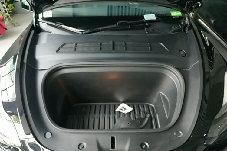 Tesla Model Y 2022 #20 Tesla Model Y 2022 car image #20
