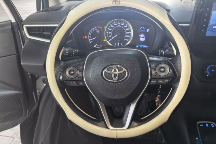 Toyota Corolla 2020 car image #11