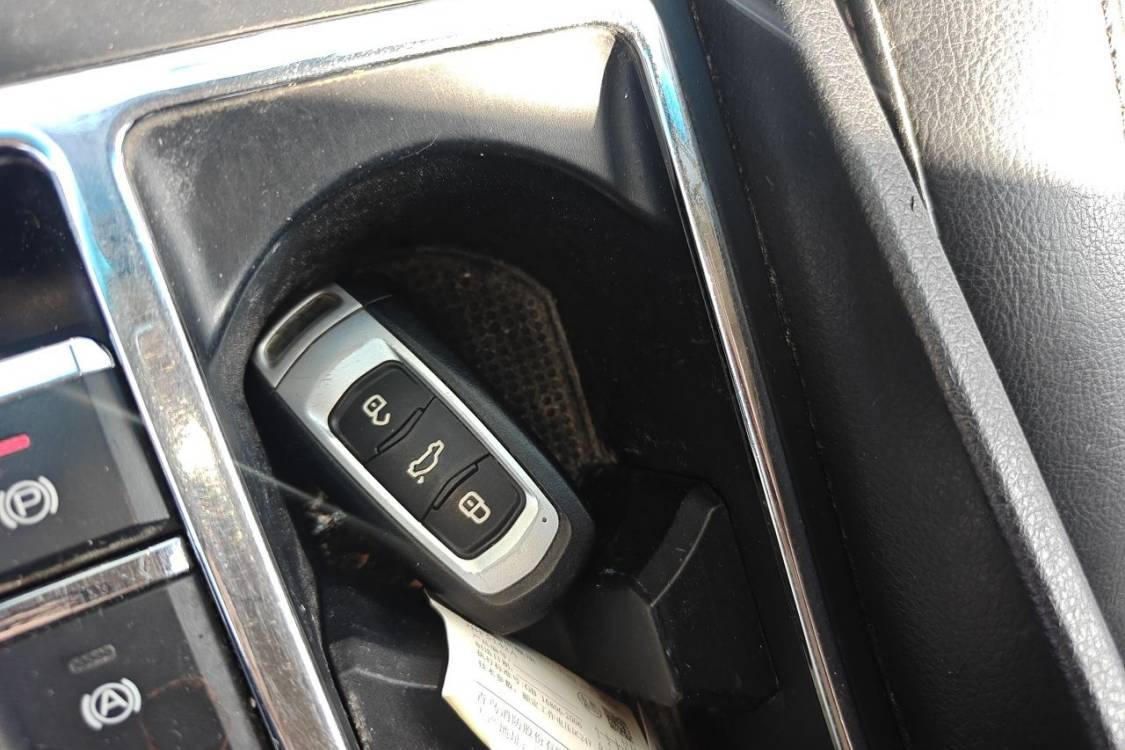 GEELY Emgrand 2016 #28 GEELY Emgrand 2016 imagen de coche #28