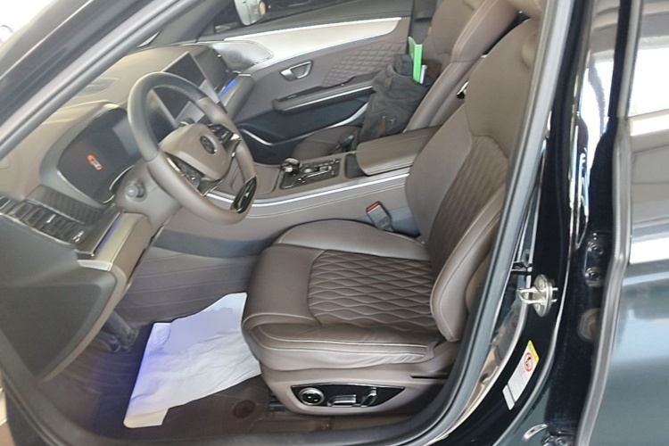 BYD Han 2023 #15 BYD Han 2023 car image #15