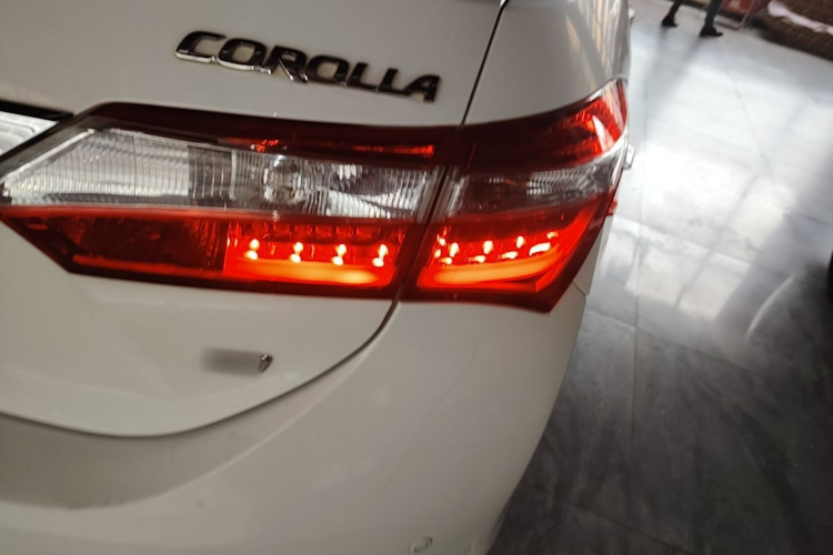 Toyota Corolla 2016 #8 Toyota Corolla 2016 car image #8
