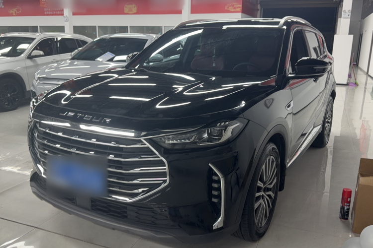 Jetour X70 PLUS 2023 car image #2