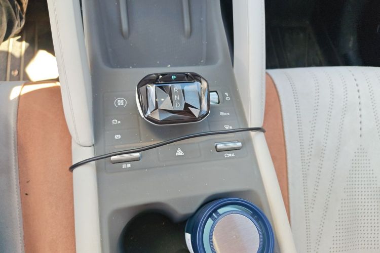 BYD YuanUP 2025 car image #14