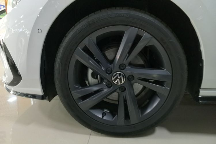 Volkswagen Golf 2024 #9 Volkswagen Golf 2024 car image #9