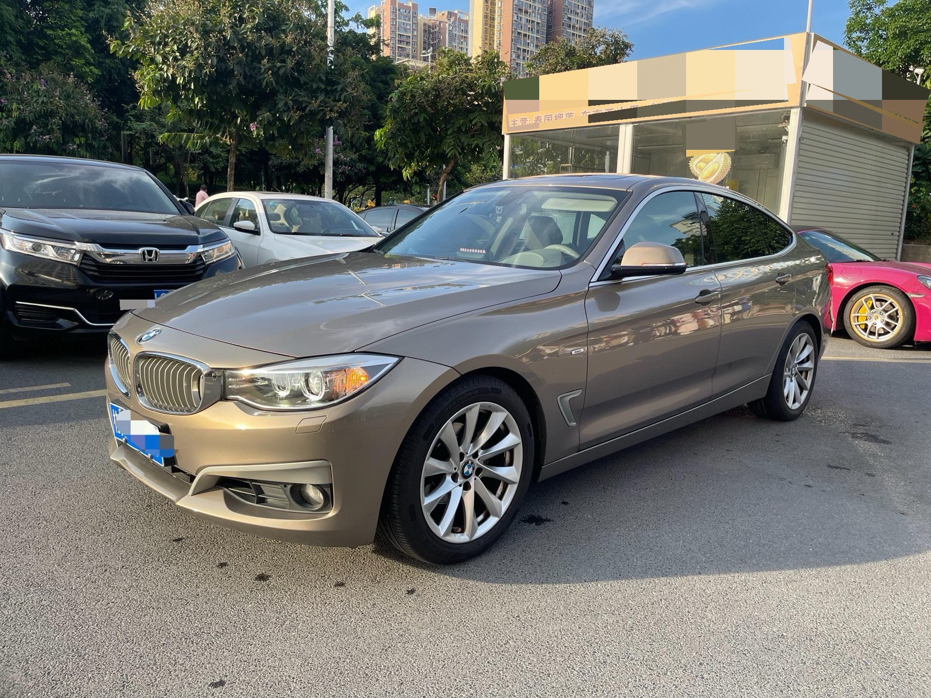 BMW 3 Series GT 2014 car image 