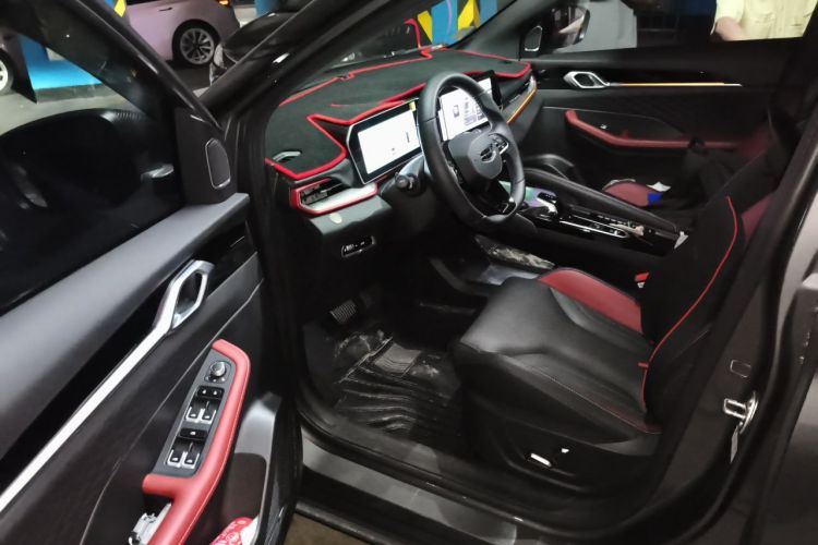GEELY Coolray 2023 #9 GEELY Coolray 2023 car image #9