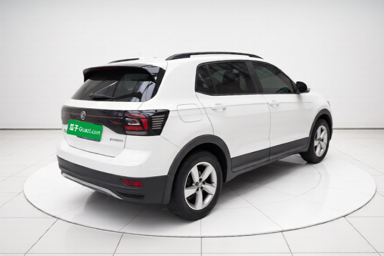 Volkswagen T-Cross 2020 car image #7