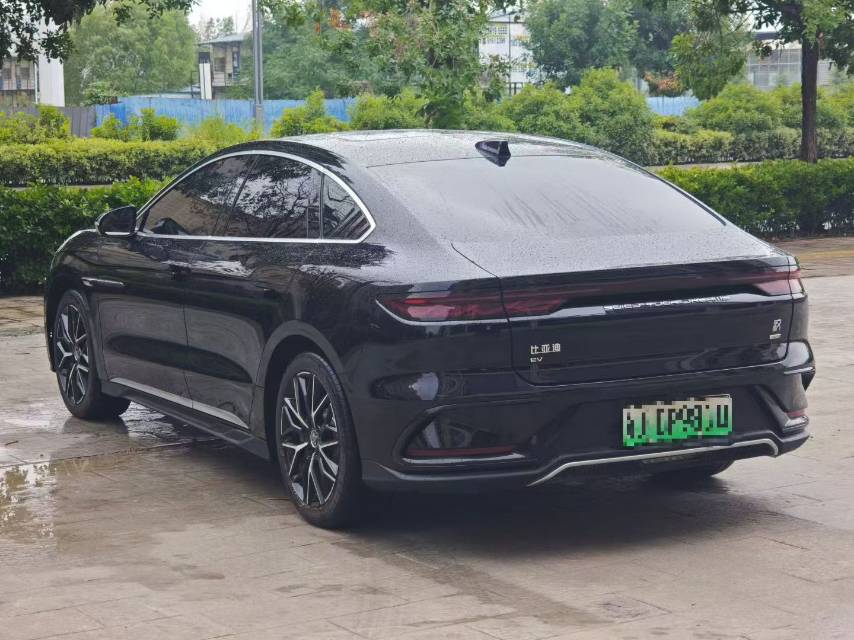 BYD Han 2025 immagine di auto #7