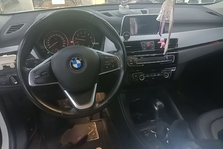 BMW X1 2016 #10 BMW X1 2016 car image #10