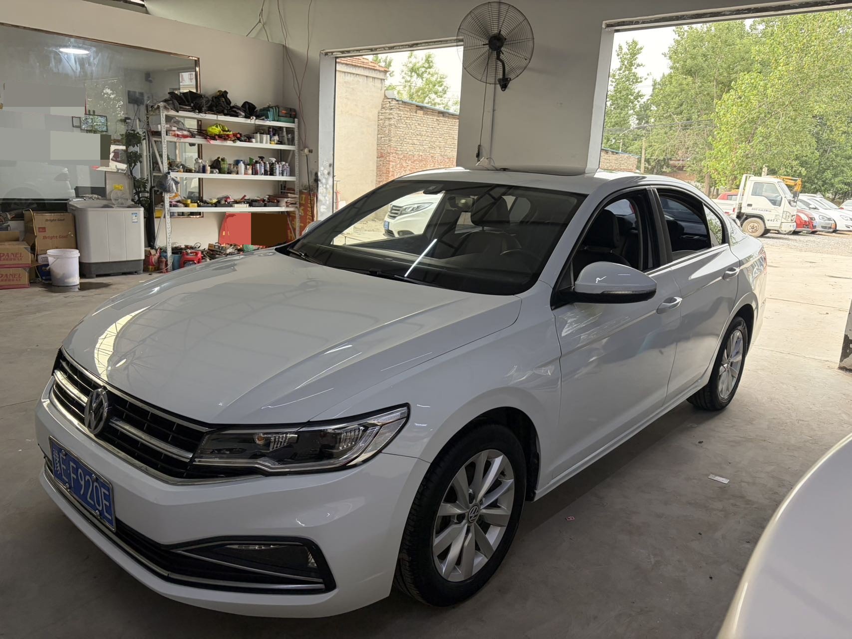 Volkswagen Bora 2020 car image 