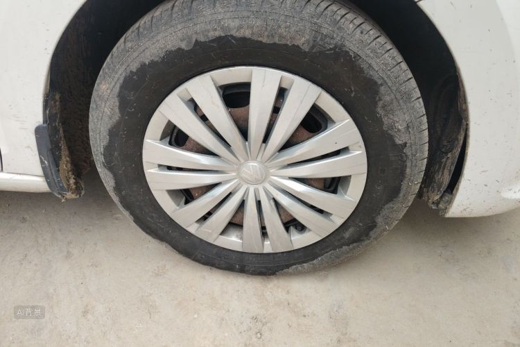 Volkswagen Santana 2017 car image #9