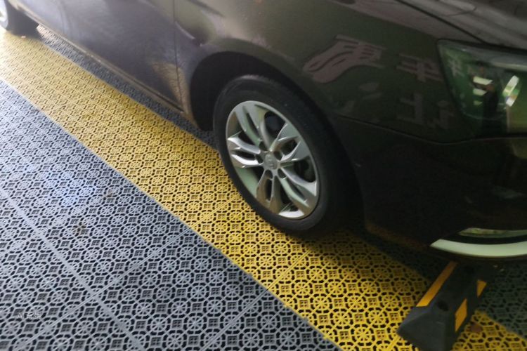 GEELY Emgrand 2016 car image #9