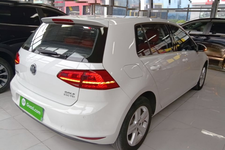 Volkswagen Golf 2016 car image #5