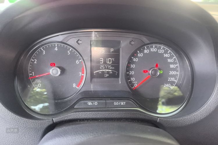 Volkswagen Polo 2018 #13 Volkswagen Polo 2018 car image #13
