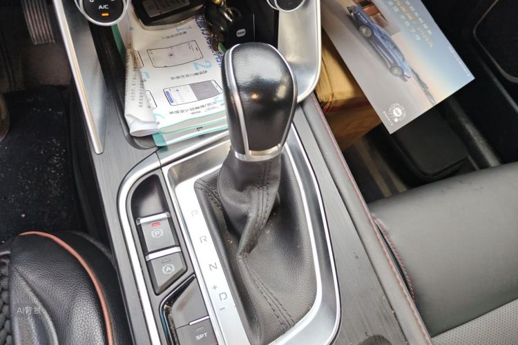 GEELY Binray 2019 imagem de carro #16