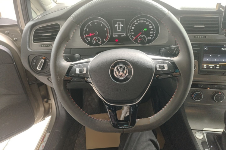 Volkswagen Golf 2017 #11 Volkswagen Golf 2017 car image #11