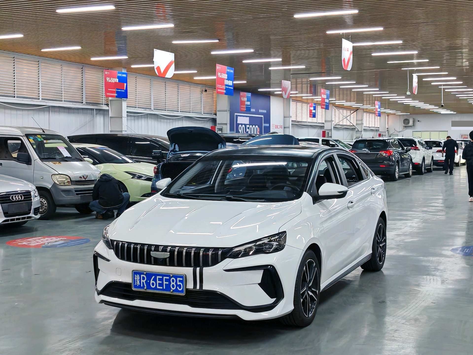GEELY Binray 2023 汽车图片 