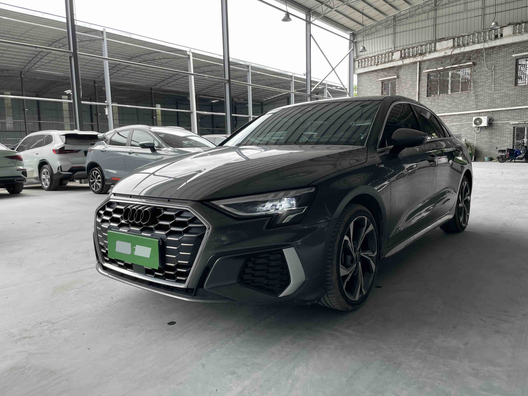 2023 2023 immagine di auto