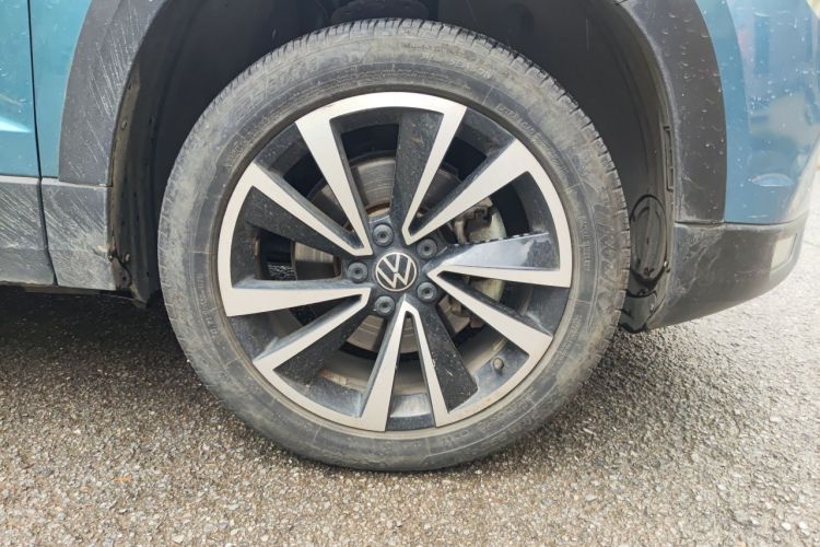 Volkswagen Tharu 2021 car image #9