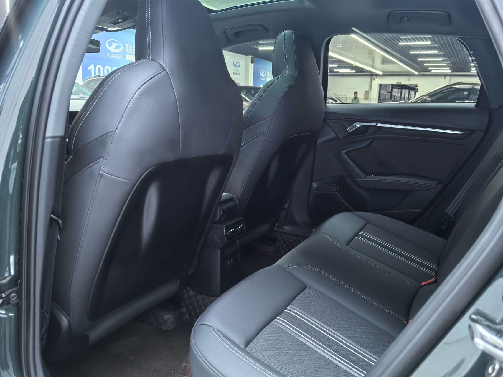 Audi A3 2023 immagine di auto #8