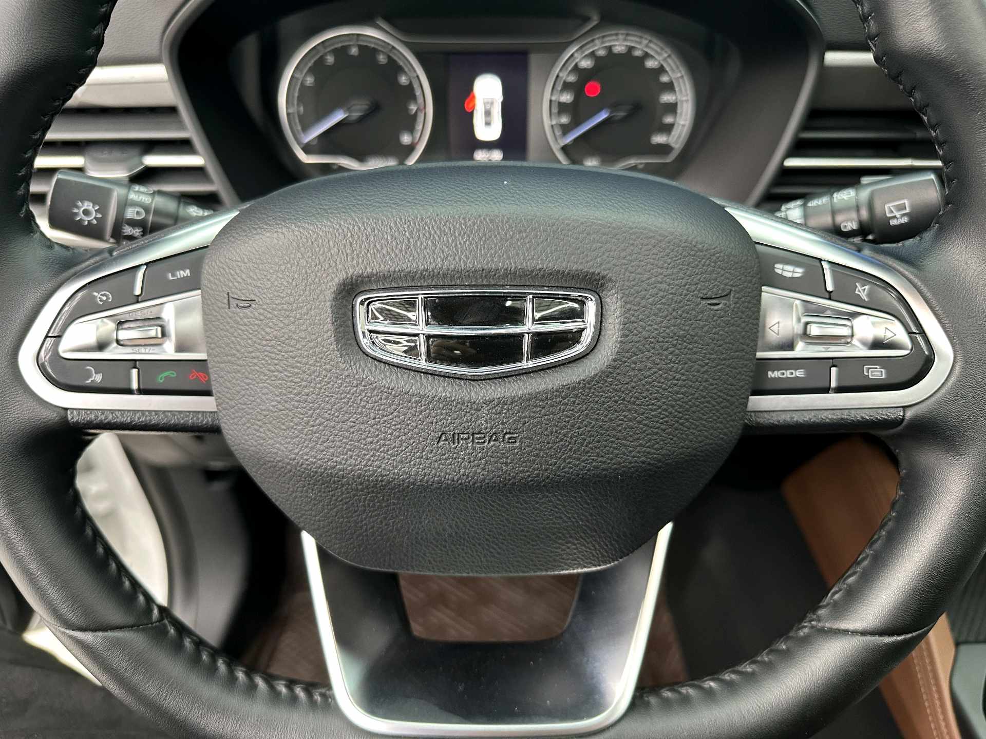 GEELY Vision X6 2023 imagem de carro #14